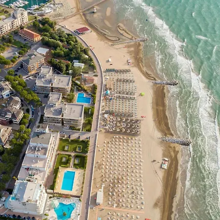 Seaside Escape For A Relaxing *